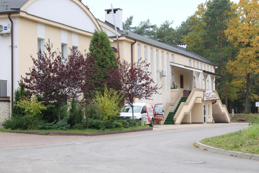 Hotel Lachowka Krepiec Exterior photo